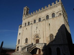 Italian Wonder Ways - day 2 - Gubbio