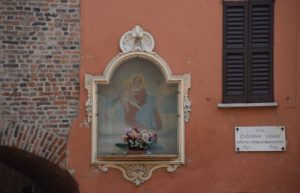 Pavia, Wall Madonna