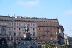 Piazza del Duomo - Monument to Vittorio Emanuele II