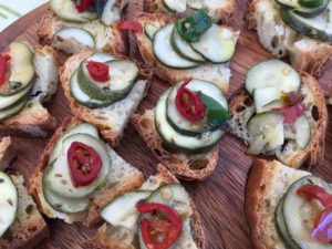 Bruschette with zucchini