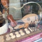 Cremona_ Showcase of a violins maker_Nicoletta Speltra